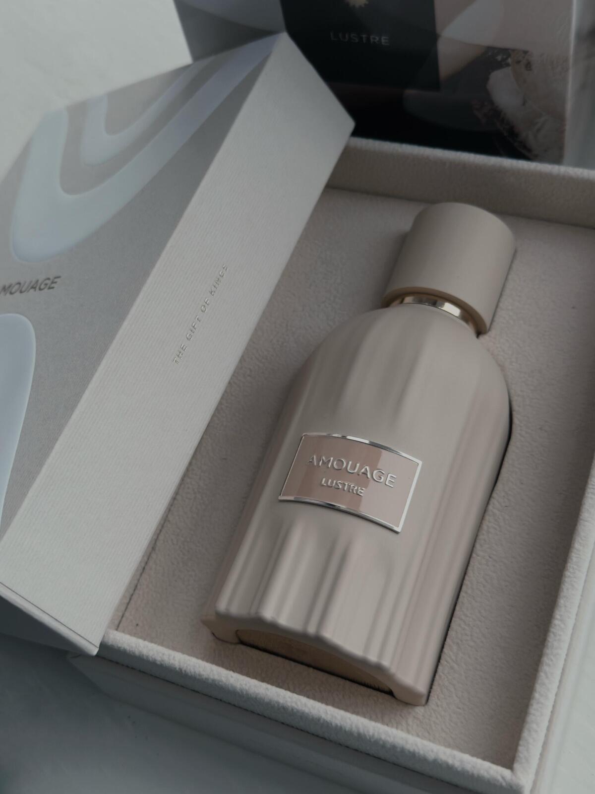 아무아쥬 러스트 향수 100ml 럭셔리하고 우아한 파우 - Perfume Fragrance Families 리뷰 및 가격